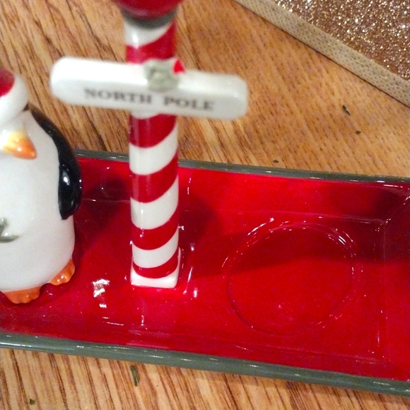 Penguin Salt & Pepper Shakers - Picture 2 of 10